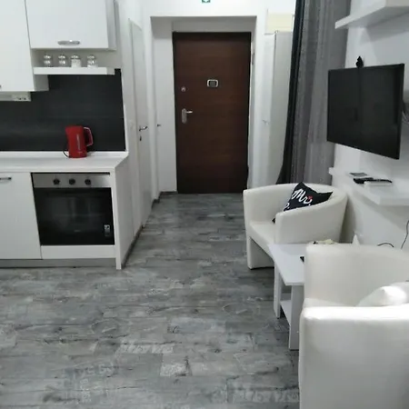 Appartamento Arena Kiki